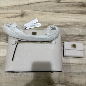 Dooney & Bourke Saffiano Shopper & matching wallet in color Ecru NWT